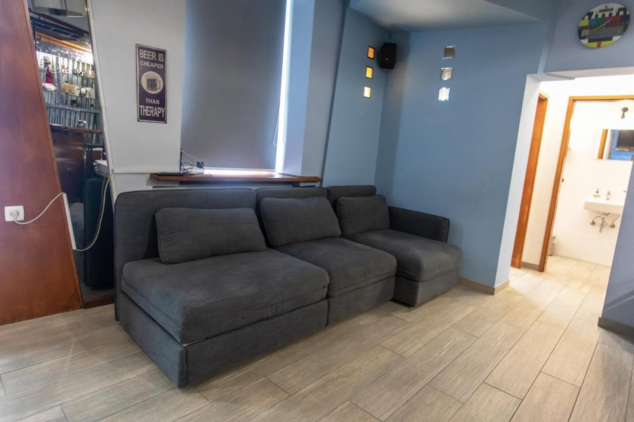 Stay In Pub Kamera Klub Apatment-City Center 류블랴나 외부 사진
