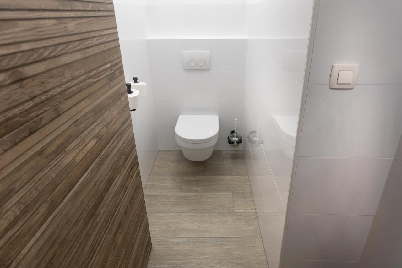 Stay In Pub Kamera Klub Apatment-City Center 류블랴나 외부 사진