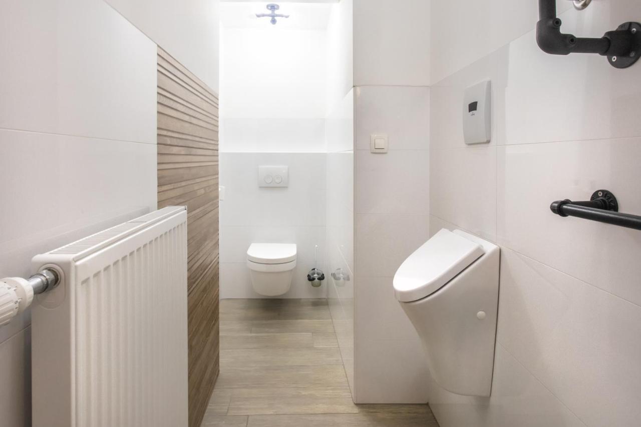Stay In Pub Kamera Klub Apatment-City Center 류블랴나 외부 사진