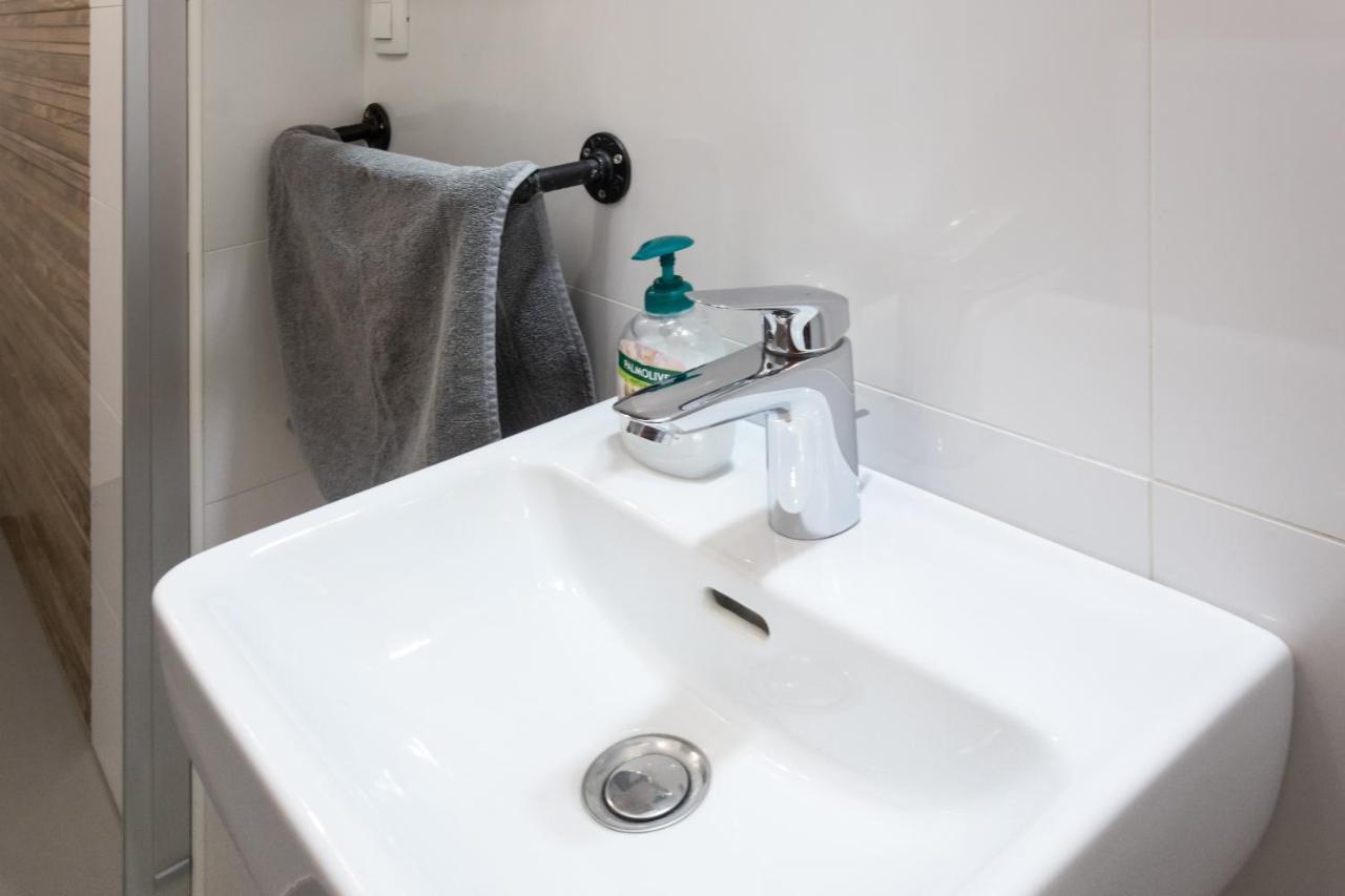Stay In Pub Kamera Klub Apatment-City Center 류블랴나 외부 사진