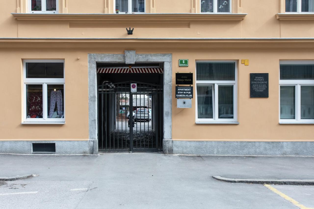 Stay In Pub Kamera Klub Apatment-City Center 류블랴나 외부 사진
