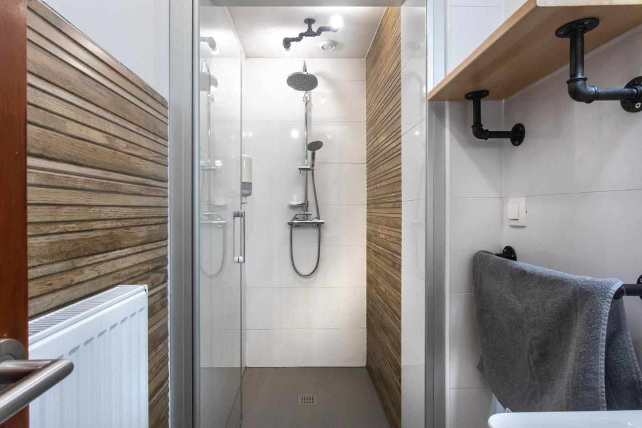 Stay In Pub Kamera Klub Apatment-City Center 류블랴나 외부 사진